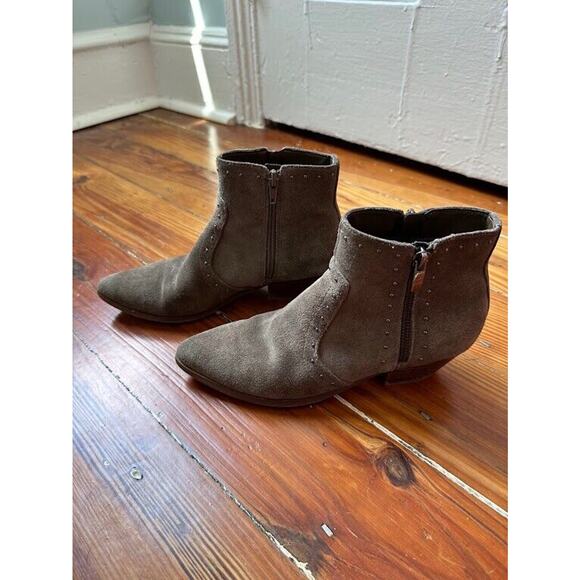 Marc Fisher Green Grey Pointed Toe Suede Leather Booties Studded Women's 6 - Picture 3 of 13